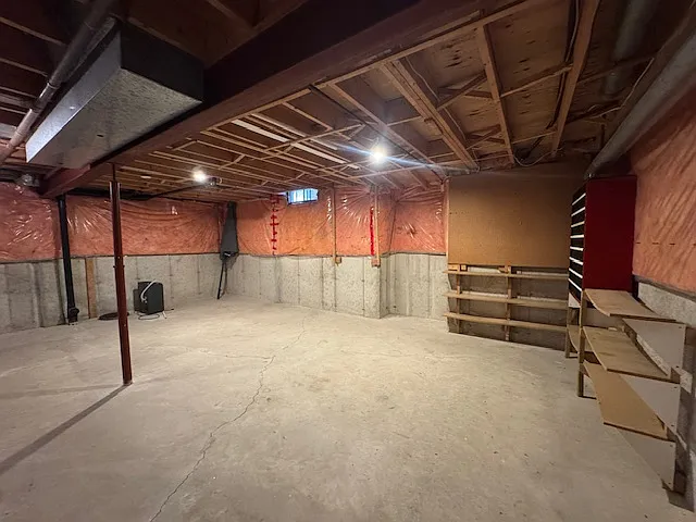 536 Thorndale Dr — Photo 36