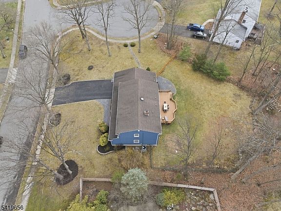 3rd image of 4 Gristmill Rd