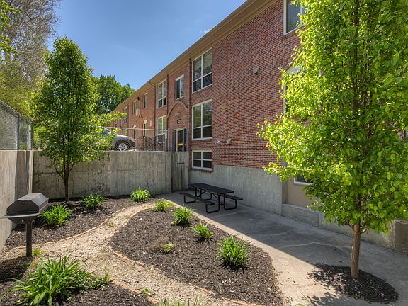 2nd image of 423 N 40th St APT 5