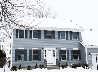 29 Flaglar Dr, Plattsburgh, NY 12901