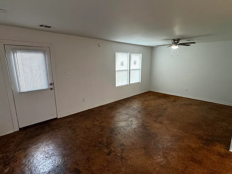 3021 Chelsea Ave — Photo 7