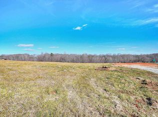 422 Grogan Rd, Woodruff, SC 29388