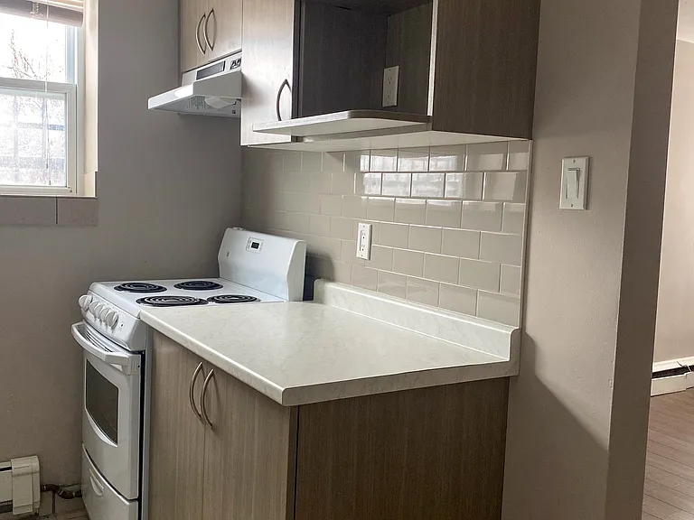 1517 Trafalgar St #4 — Photo 7