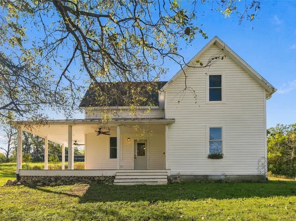 1678 Rutledge St, Knoxville, IA 50138
