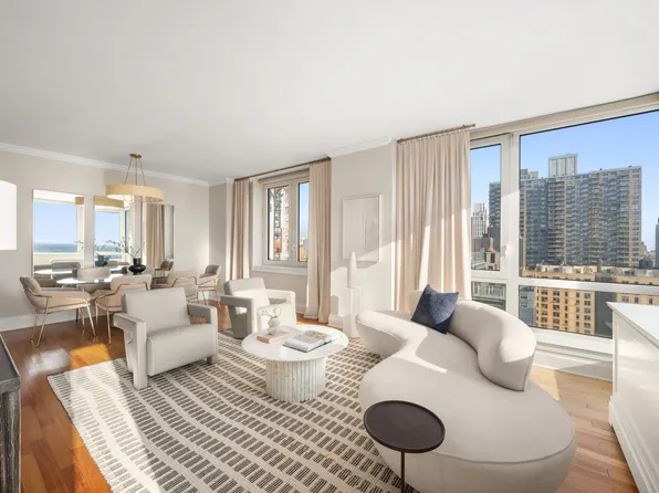 300 East 77th Street image 1 of 15