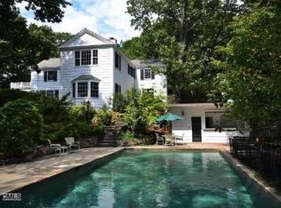 30 Tokeneke Trl, Darien, CT 06820