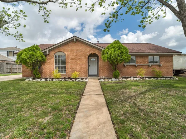 1014 Grace St, Deer Park, TX 77536