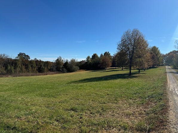 105 Windy Trl, New Haven, MO 63068