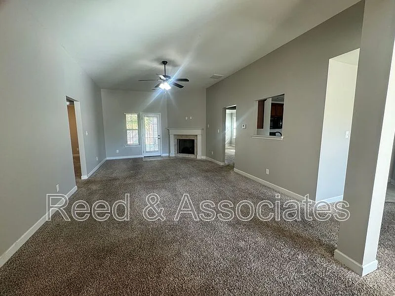 Building Photo - 1369 Switzer Cv