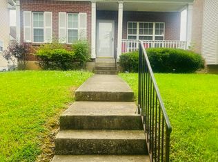 1608 Russell Lee Dr, Louisville, KY 40211