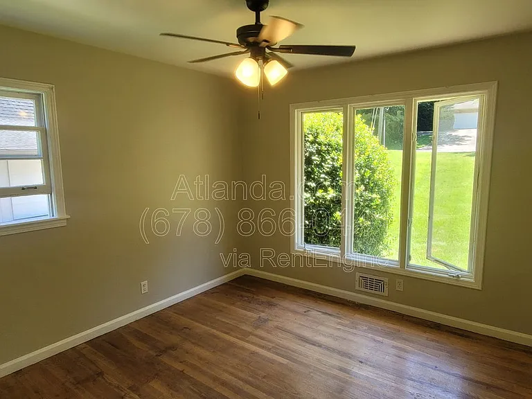 4216 Smithsonia Ct — Photo 12