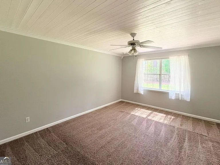 236 Woodbridge Rd — Photo 26