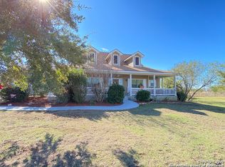 5405 Stagecoach Rd, Seguin, TX 78155