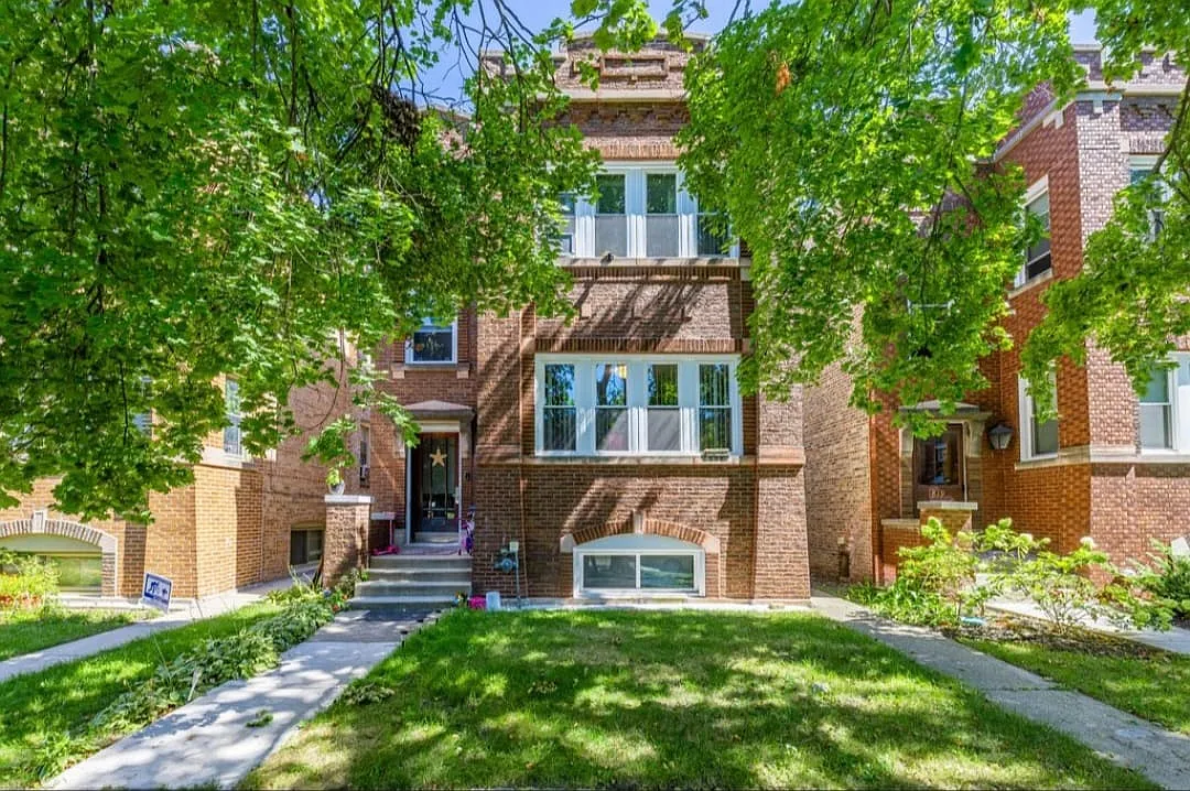 2 bed, 1200 sqft, $1,850 — Photo 1