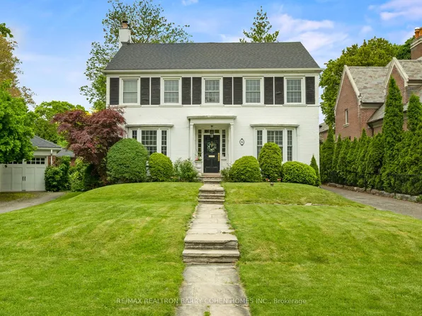 56 Highland Cres, Toronto, ON M2L 1G6