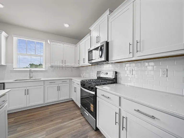 500 Blackpool Ct — Photo 11