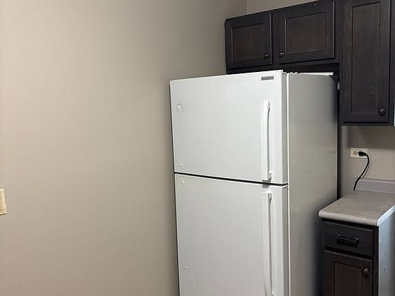 5th image of 1715 W Chariot Ct #1B