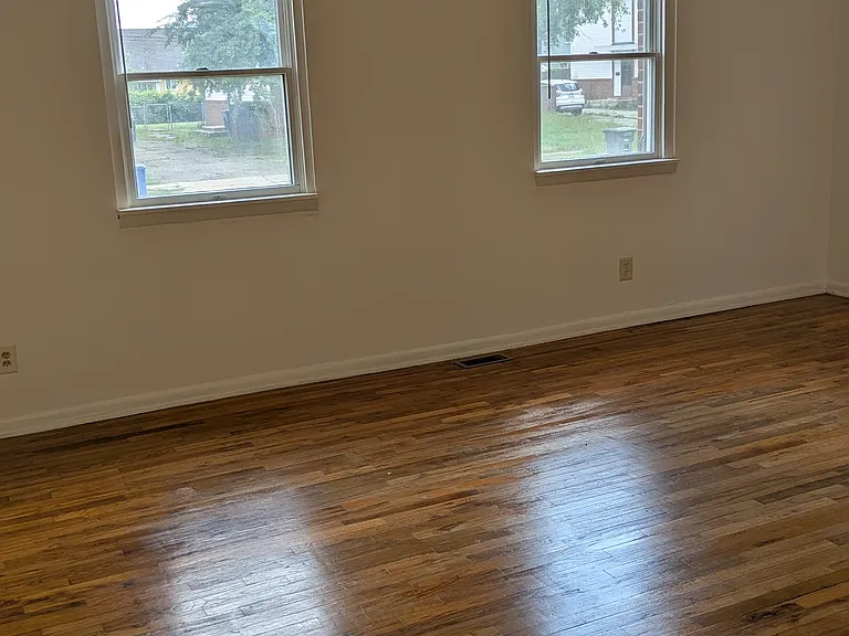 3044 Rotunda Ct S #1 — Photo 2
