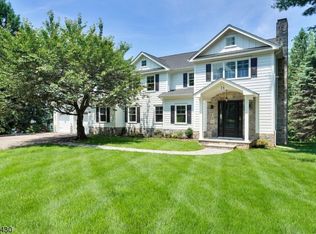 26 Meyersville Rd, Chatham, NJ 07928