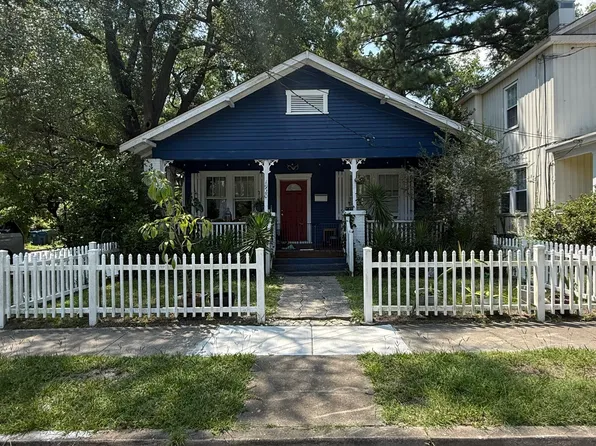 1920 Pender Avenue, Wilmington, NC 28403