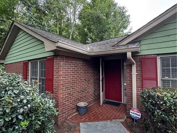 6306 Deerings Holw, Peachtree Corners, GA 30092