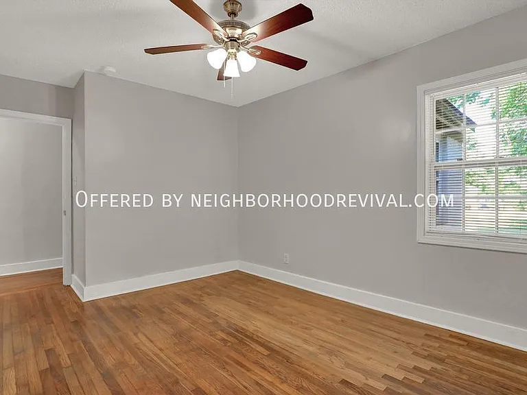 77 N Greer St — Photo 12