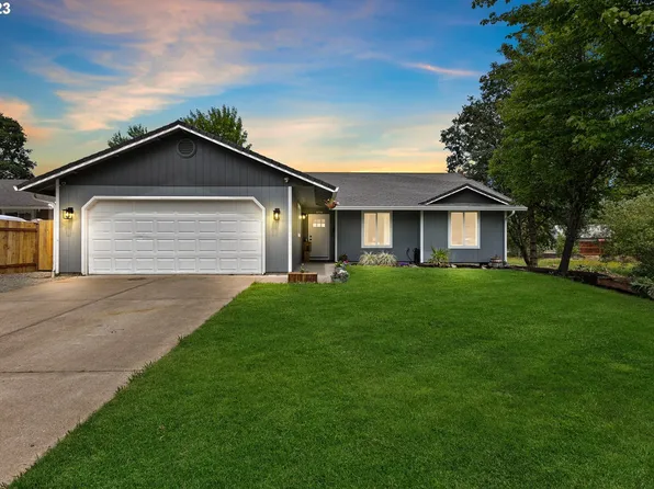25137 Irenic Ave, Veneta, OR 97487