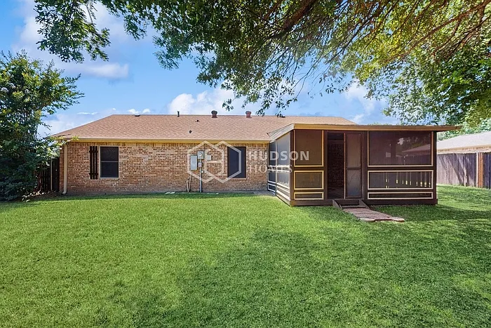 7320 Windhaven Rd — Photo 22