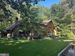 6413 Kilkenny Ln, Fairfax Station, VA 22039