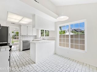 55 Laurel Creek Ln, Laguna Hills, CA 92653