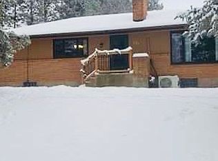 814 5th Ave NE, Chisholm, MN 55719