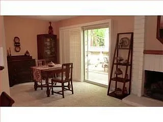 10196 Camberley Ln photo 1