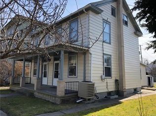 136 Delaware Rd, Riegelsville, PA 18077