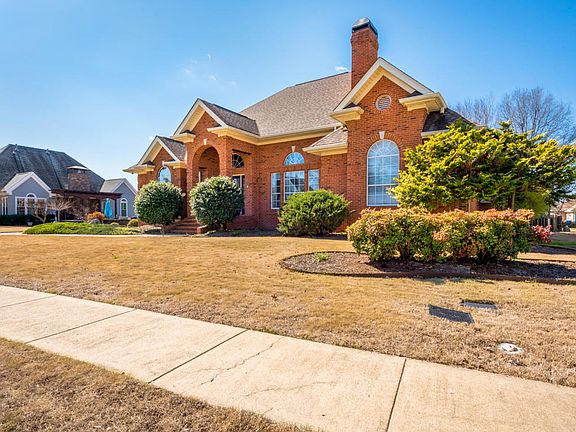 3rd image of 2659 Churchill Downs Cir #17