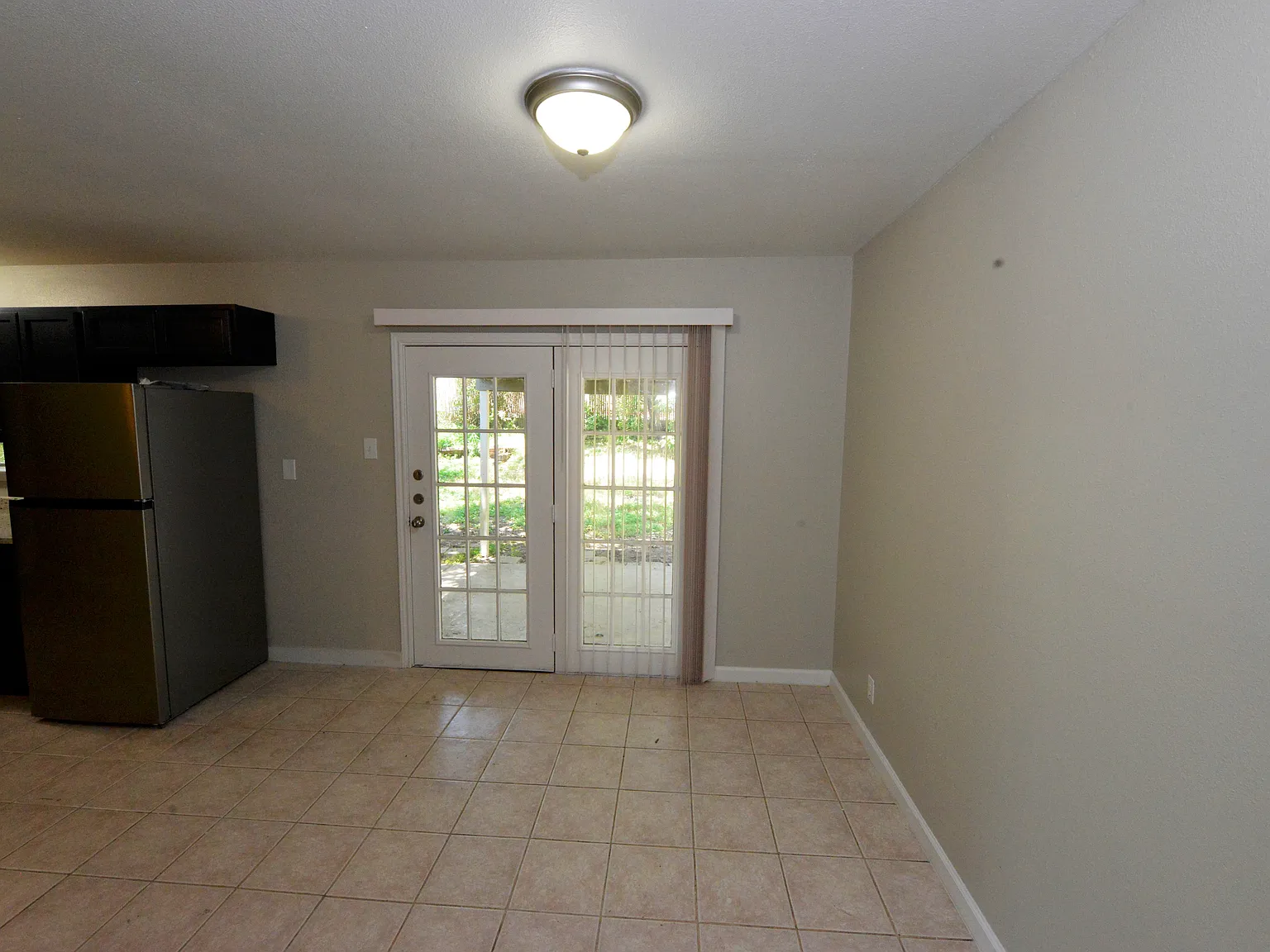 3 bed, 1435 sqft, $1,495 — Photo 4