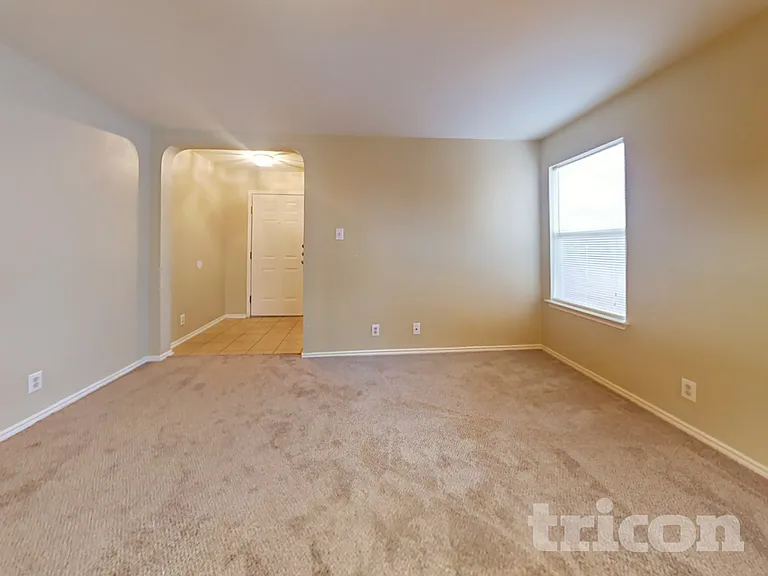 6620 Richland Pl — Photo 2