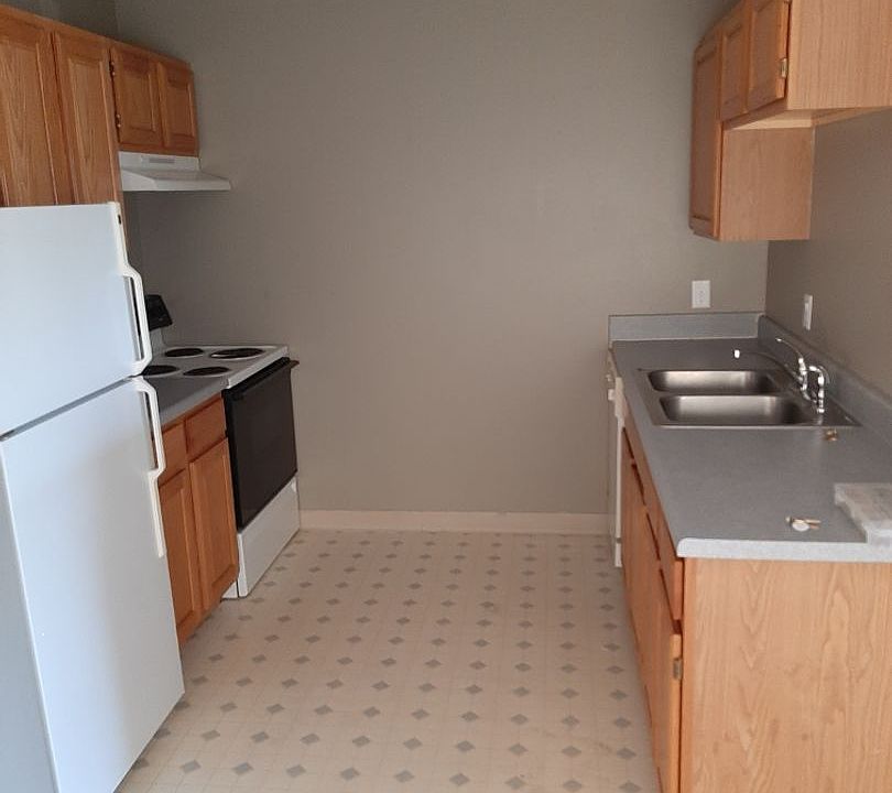 Prairie Rose Apartments 2805 Schroeder Dr Emmetsburg IA Zillow