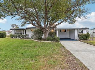 2753 Vindale Rd, Tavares, FL 32778