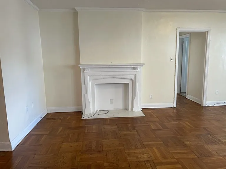 The Royal York Apartments — Photo 129