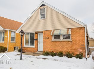 4049 Ruby St, Schiller Park, IL 60176