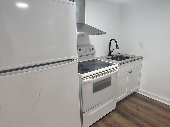 4th image of 526 Lafayette Ave #2-1