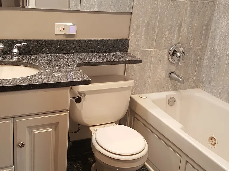 2735 N Mildred Ave #1 — Photo 13
