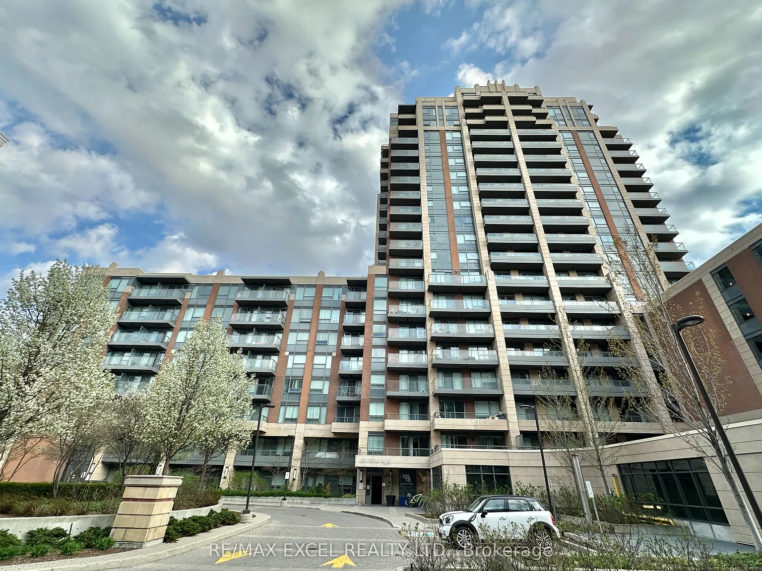 1 bed, $2,200 — Photo 2