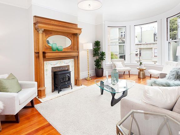 2nd image of 1516 Waller St