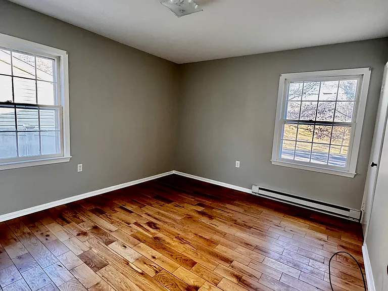 1112 Opequon Ave — Photo 7