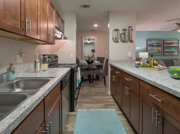 The Woodlands Apartments