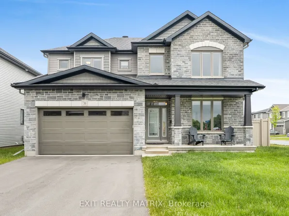 700 Namur St, Russell, ON K0A 1W0