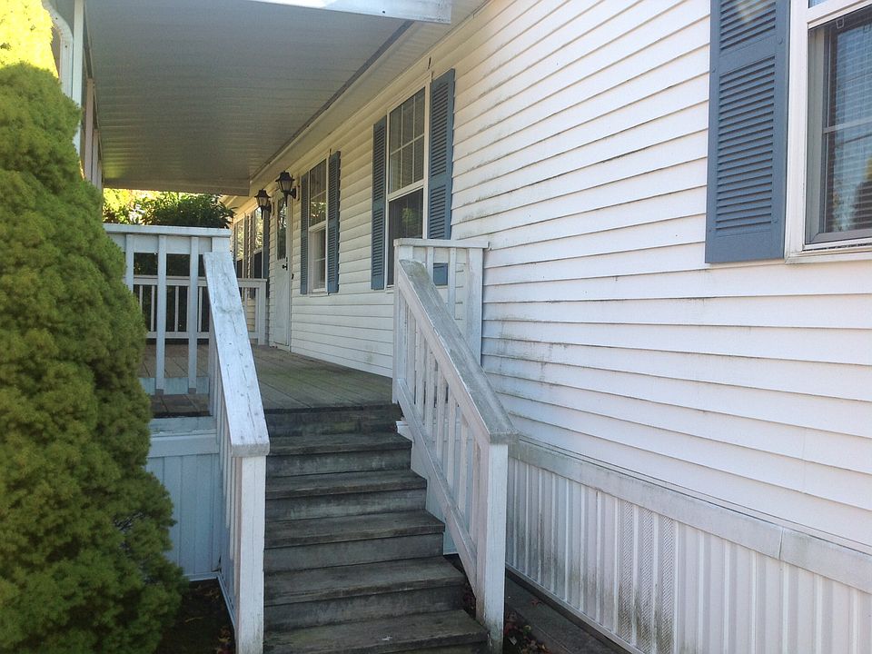 Front entrance/porch