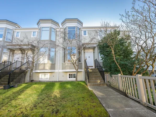 6333 No 1 Rd #22, Richmond, BC V7C 1T4