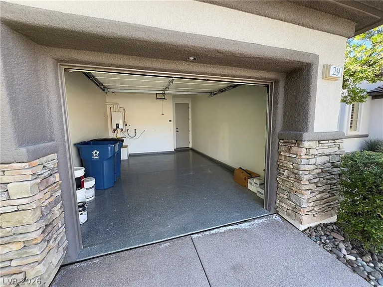 29 Plum Hollow Dr — Photo 49